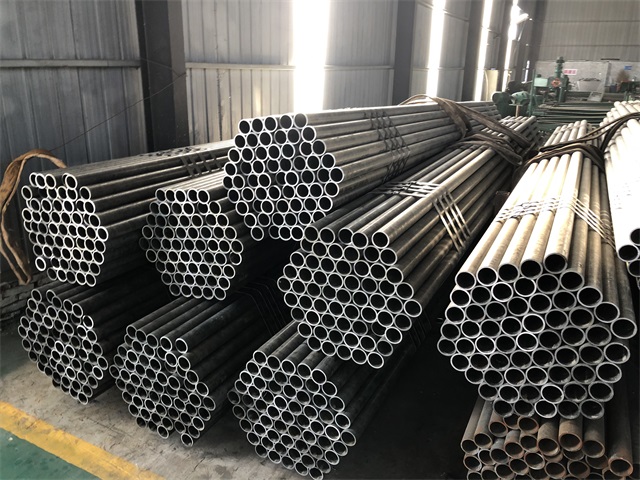 新乡小口径厚壁无缝钢管