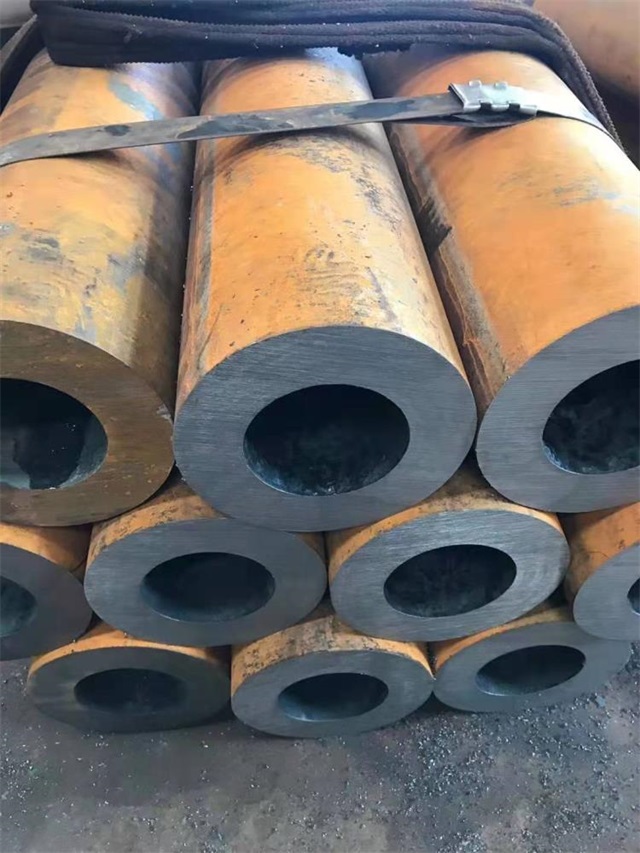 新乡20号厚壁无缝钢管