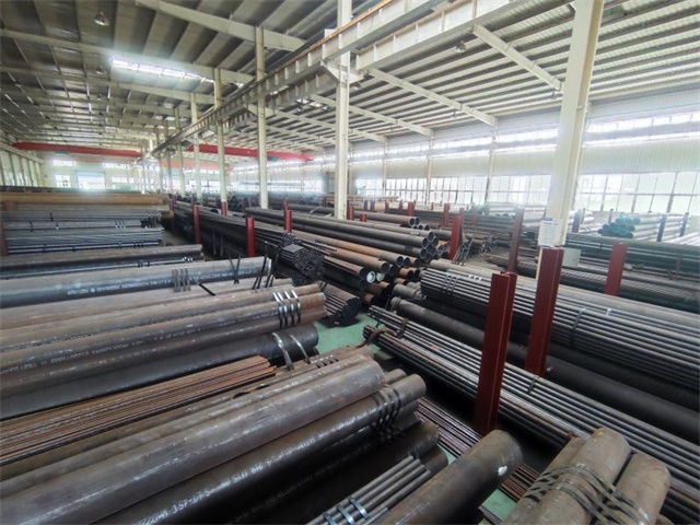 新乡15CrMoG高压锅炉用无缝钢管