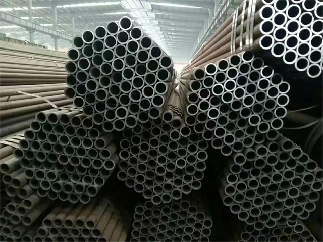 新乡20#石油裂化用无缝钢管